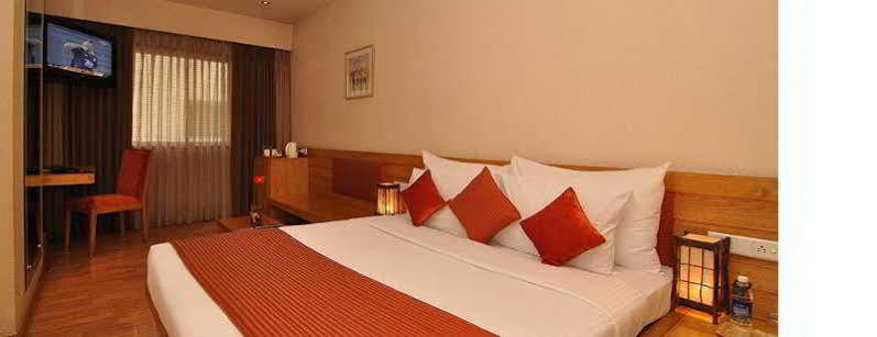 Hotel Studio Estique Pune Ngoại thất bức ảnh